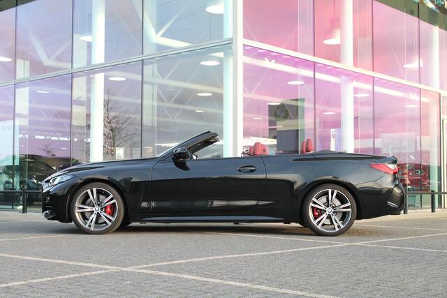 BMW 4-SERIE Cabrio M440i xDrive High Executive Automaat / Adaptief M onderstel / Stoelverwarming / Harman Kardon / Head-Up / Air Collar / Parking Assistant Plus / Laserlight / Live Cockpit Professional