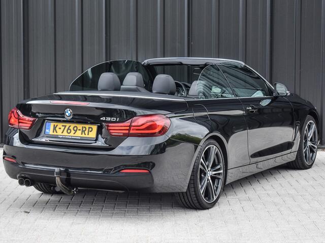 BMW 4-SERIE Cabrio 430i HIGH EXECUTIVE | COMFORT ACCESS | HARMAN/KARDON CAMERA | SPORTSTOELEN | MEMORY SEATS | NECK VERWARMING | ADAPTIVE LED | PDC | TREKHAAK