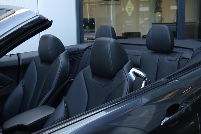 BMW 4-SERIE Cabrio 440i High Executive / H&K / Trekhaak / M Sport