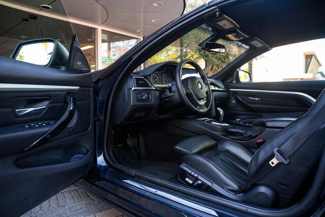 BMW 4-SERIE Cabrio 428i Essential M Pakket Sportstoelen Leer Memory Navi Xenon Keyless 19"LM