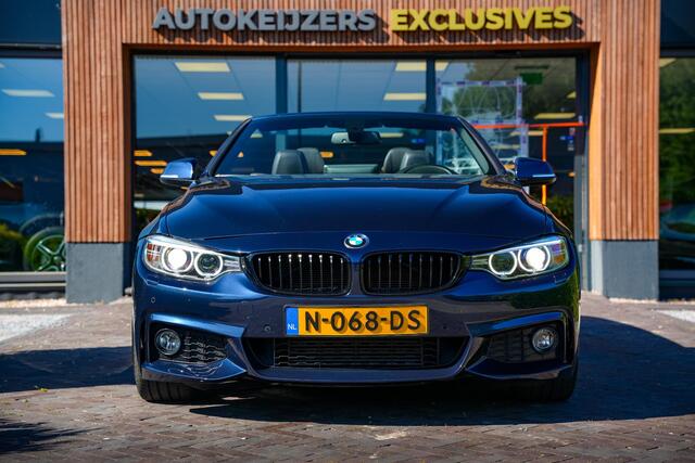 BMW 4-SERIE Cabrio 428i Essential M Pakket Sportstoelen Leer Memory Navi Xenon Keyless 19"LM