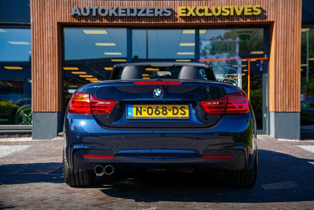 BMW 4-SERIE Cabrio 428i Essential M Pakket Sportstoelen Leer Memory Navi Xenon Keyless 19"LM