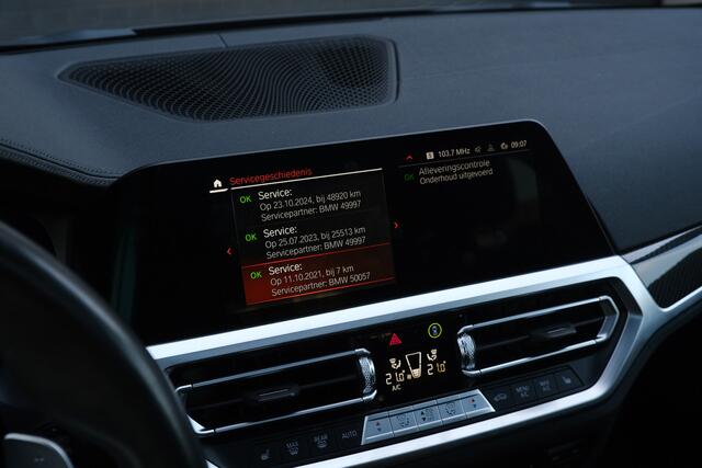 BMW 4-SERIE Gran Coupé M440i xDrive High Executive M Sport Schuifdak HUD LaserLed Dravitgrau ACC 360 Camera