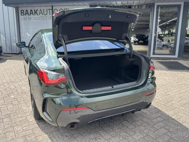 BMW 4-SERIE 430i High Executive | M Pakket | ACC | 18" | Leer