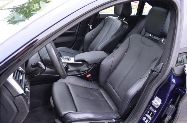BMW 4-SERIE Gran Coupé 418i M Sport Schuif/-kantel dak | Leer | Trekhaak elektr | a.Camera | Groot navi | Stoelverwarming | DAB