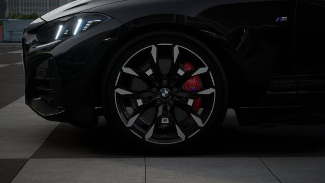 BMW 4-SERIE Cabrio 420i High Executive M Sport Automaat / Air Collar / Adaptieve LED / Comfort Access / Stuurverwarming / Parking Assistant Plus / M Sportonderstel