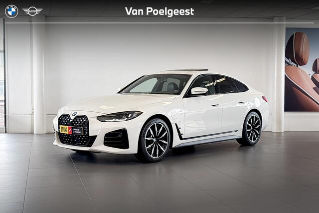 BMW 4-SERIE Gran Coupé 420i Business Edition Plus | M Sport | Glazen schuif-/kanteldak | Comfort Access | Stoelverwarming |