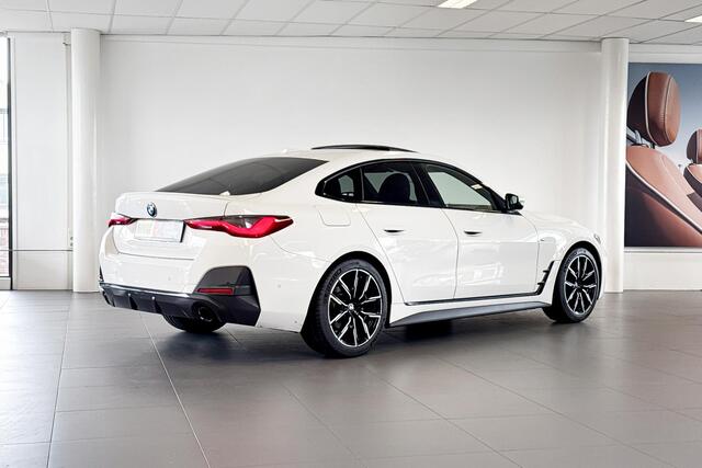 BMW 4-SERIE Gran Coupé 420i Business Edition Plus | M Sport | Glazen schuif-/kanteldak | Comfort Access | Stoelverwarming |