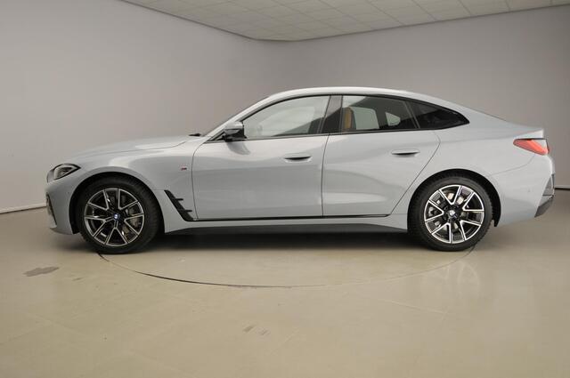 BMW 4-SERIE Gran Coupe 430i | M-Sportpakket | LED | Leder | HUD | M-sportzetels | Elektr. zetels | DAB | Hifi speakers | Alu 18 inch