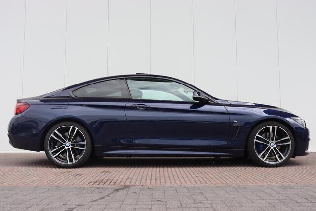 BMW 4-SERIE Coupé 420i Executive Edition M-Sprtpakket / schuif - kanteldak / HIFI / 19 '' /