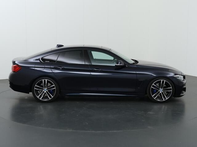 BMW 4-SERIE Gran Coupé 420i High Executive M-Sport | Panoramadak | Head-Up | Harman Kardon | Full Led koplampen | Memory Seat | Parkeercamera |