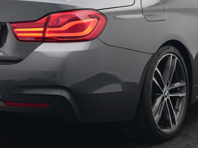 BMW 4-SERIE Cabrio 420i M Sport 184pk | Lederen Sportstoelen Memory Verwarmd | Navi Pro | Head-up Display | Camera | LED |