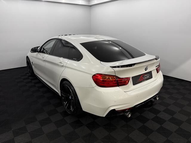 BMW 4-SERIE Gran Coupé 440i xDrive Centennial High Executive Schuifdak, Leder, Camera, Navi, Harman/Kardon, Head-up display, Rijstrook correctie