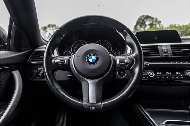 BMW 4-SERIE Gran Coupé 420i M-Pakket | NL Auto | LED | 19 Inch |