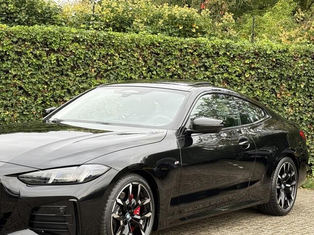 BMW 4-SERIE Coupé 420i | M-Sport Pro | 19'' | S/k-dak | Harman/Kardon | Park. Plus | Driv. Prof. | Head-Up | Comf. Acc. | Elek. achterklep | Laser achterlicht | Stuur + Stoelverw. | Adapt. LED