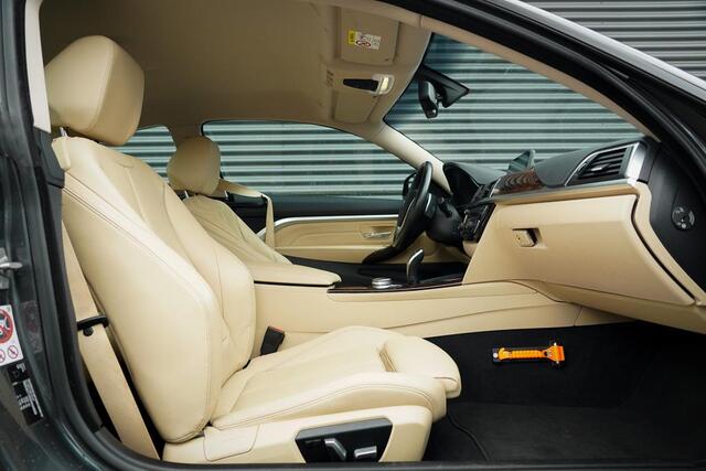 BMW 4-SERIE Coupé 430i High Executive / Leder / Navi Prof