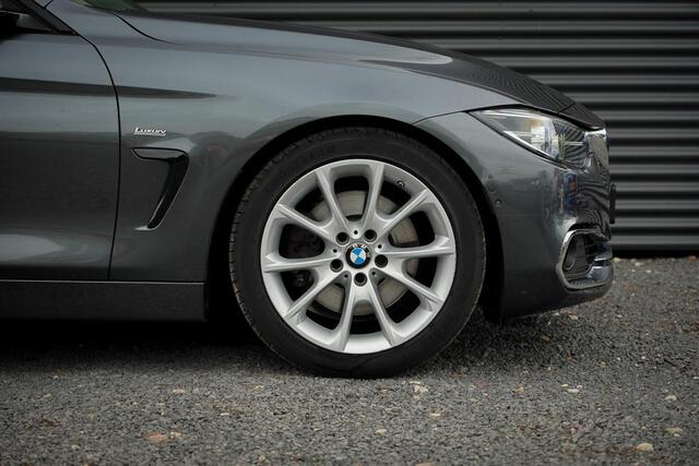 BMW 4-SERIE Coupé 430i High Executive / Leder / Navi Prof