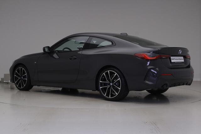 BMW 4-SERIE Coupé 420i M-Sport Pro | 19" | Personal CoPilot Pack | Schuifdak | Parking assistant plus