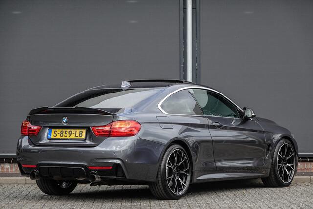 BMW 4-SERIE Coupé 440i 326Pk Aut. | Centennial High Executive | M-Sport | Schuif/hefdak | Klepsysteem uitlaat | 19''