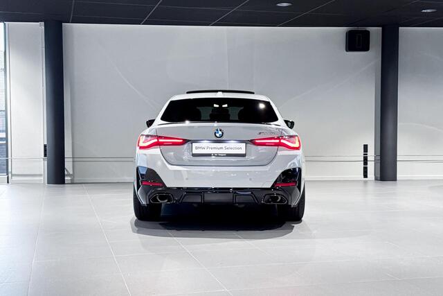 BMW 4-SERIE Gran Coupé M440i High Executive | M Sport Pro | Glazen schuif-/kanteldak | Harman Kardon | Stoelverwarming |