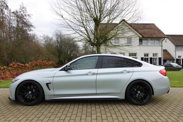 BMW 4-SERIE Gran Coupé 440i High Executive Edition | Concaver | BTW | Head Up | Stoelverwarming | Schuif-kantel | Leder | Remus | Keyless |