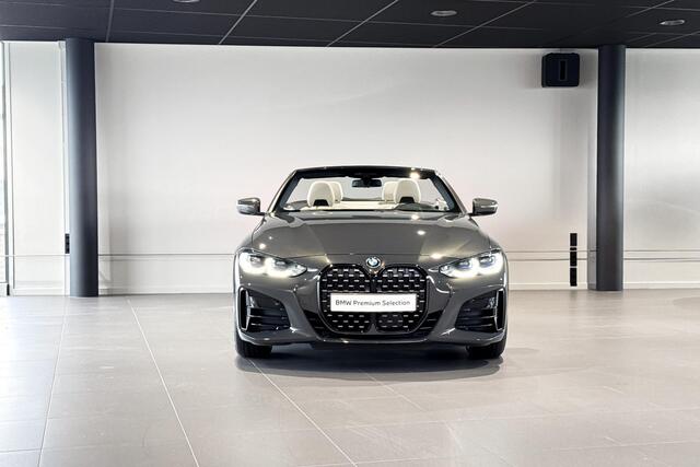 BMW 4-SERIE Cabrio M440i xDrive High Executive | M Performance velgen | Harman Kardon | Stoelverwarming |