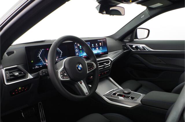 BMW 4-SERIE Gran Coupé 4 Serie Gran Coupé 420i > Shadow | H&K | 19inch | Head-up |Schuifdak | Leer... Lease ook mogelijk!