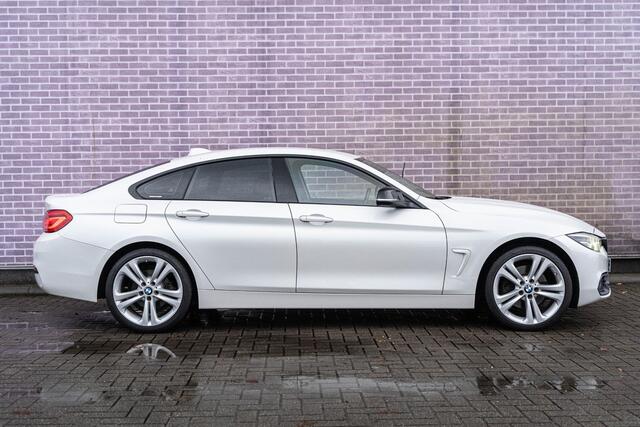 BMW 4-SERIE Gran Coupé 430i xDrive High Executive | Navigatie | Cruise Control | Head-Up Display | Lederen Bekleding | Climate Control | LED Koplampen