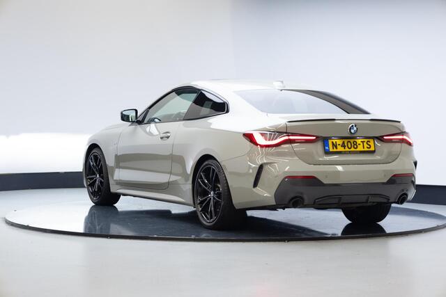BMW 4-SERIE Coupé 430i xDrive High Executive | M-Sport | Laser | 19 Inch | 360 | Head Up | Dak | H&K |