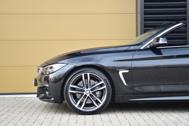 BMW 4-SERIE Cabrio 440i High Executive * M-Sportpakket * Nekverwarming * Camera * Headup *