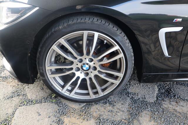 BMW 4-SERIE Cabrio 420i High Exec. | Geen import | M Sport | Camera | LED