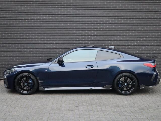 BMW 4-SERIE Coupé 430i High Executive M Sport / Automaat / Laser LED / Sportstoelen / 19 Inch / HarmanKardon / Head Up Display /