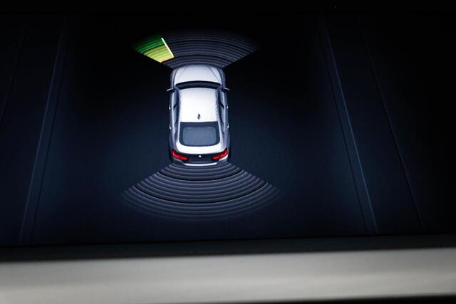 BMW 4-SERIE Gran Coupé 418i M-Sport High Executive | APPLE | LEDER | STOELVERWARMING | 19"