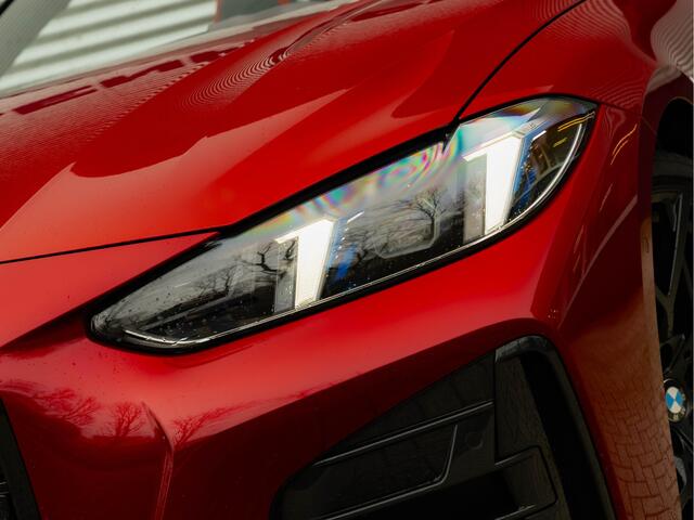 BMW 4-SERIE Cabrio M440i xDrive - LCI - 20 inch - Air Collar - Driving Ass Prof - Harman-Kardon