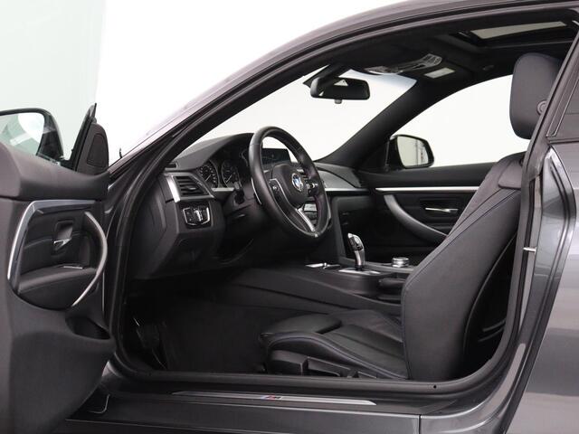 BMW 4-SERIE Coupé 418i M Sport | Schuifdak | Leder | Stoelverwarming | 20'' | Sportstoelen | Full LED | Navigatie | Parkeerhulp | Climate control | Cruise control | 74.200km NAP