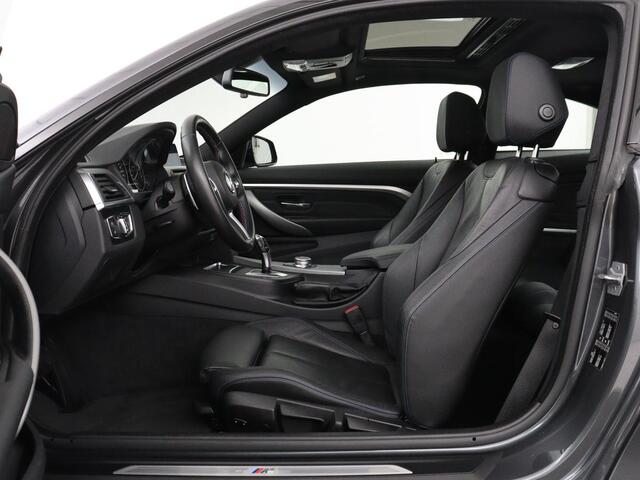 BMW 4-SERIE Coupé 418i M Sport | Schuifdak | Leder | Stoelverwarming | 20'' | Sportstoelen | Full LED | Navigatie | Parkeerhulp | Climate control | Cruise control | 74.200km NAP