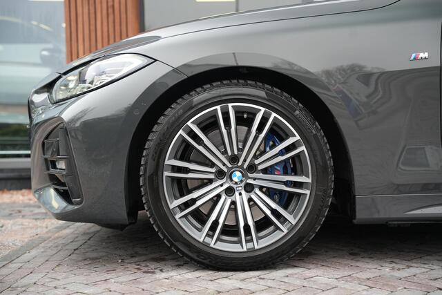BMW 4-SERIE Coupé 420i M Pakket Harman/Kardon LED Cruise Clima Alcantara Camera