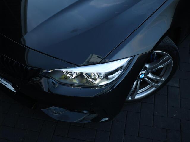 BMW 4-SERIE Gran Coupé 418i Executive Edition M Sportpakket/ Verwarmd Stuurwiel/ Achteruitrijcamera/ Stoelverwarming/ HiFi/ Head-Up