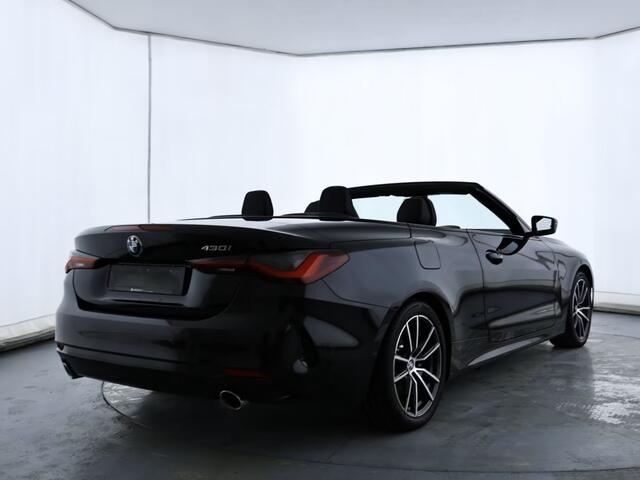 BMW 4-SERIE Cabrio 430iA ** LED, NAVI+, HuD, BMW IND. LEDER, STOELVENT, NEKVERW, 18-inch LMV ** 1e EIG - Slechts 23.230km. ** ** INFORMEER OOK NAAR ONZE AANTREKKELIJKE FINANCIAL-LEASE TARIEVEN **
