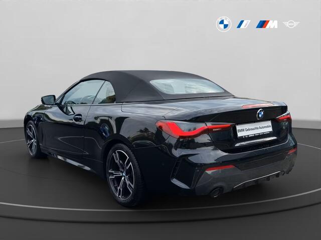 BMW 4-SERIE Cabrio 420iA M-SPORT ** COGNAC LEDER, NAVI+, HuD, H&K SOUND, NEKVERW, 18-inch LMV ** 1e EIG - Slechts 11.900KM (!) ** ** INFORMEER OOK NAAR ONZE AANTREKKELIJKE FINANCIAL-LEASE TARIEVEN **