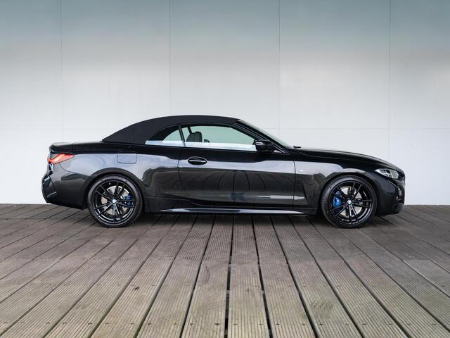 BMW 4-SERIE Cabrio 430i | High Executive | M Sport | Harman Kardon | Stuurwielrand verwarmd | Achteruitrijcamera | Stoelverwarming