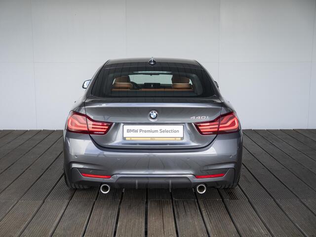 BMW 4-SERIE Gran Coupé 440i | M Sportpakket | Innovation Package | Stuurwielrand Verwarmd | Comfort Access | Stoelverwarming | Head-Up Display | 19''