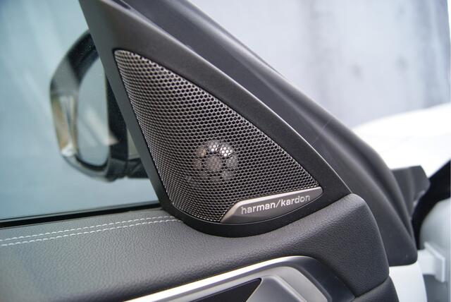 BMW 4-SERIE Cabrio M440i xDrive 374PK High Ex. ACC/Nekverw./Stuurwielverw./Harman-Kardon/Memory/Wegkl-Trhk