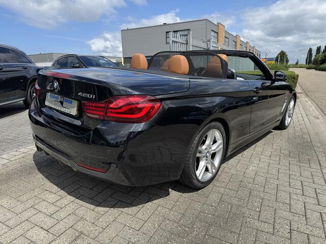 BMW 4-SERIE Cabrio 420i M-sport Trekhaak | Leer | Memory | Windscherm | Spiegel pakket
