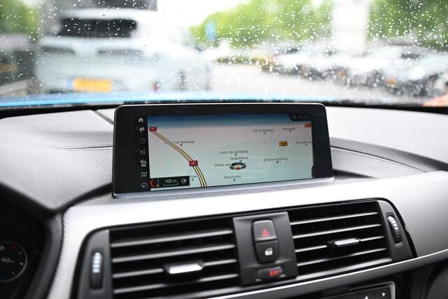 BMW 4-SERIE Gran Coupé 420i High Executive M Sport Automaat / Sportstoelen / Comfort Access / Achteruitrijcamera / Getint glas / Cruise Control