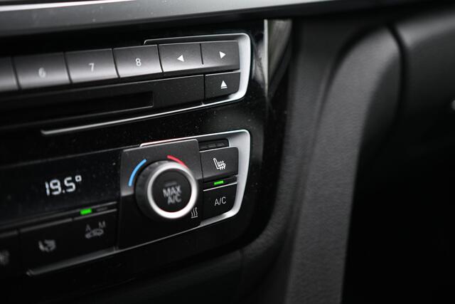 BMW 4-SERIE Gran Coupé 420i High Executive M Sport Automaat / Sportstoelen / Comfort Access / Achteruitrijcamera / Getint glas / Cruise Control