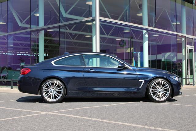 BMW 4-SERIE Coupé 418i High Executive Automaat / Sportstoelen / Cruise Control / Stoelverwarming