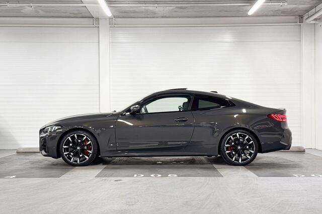 BMW 4-SERIE Coupé 420i High Executive | M-Sport Pro | Schuif-/kanteldak | Harman/Kardon | Stoelverwarming
