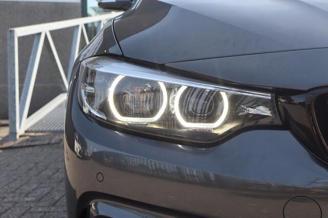 BMW 4-SERIE Gran Coupé 420i High Executive Edition M Sport Nederlandse auto! Facelift/Digital dashboard/Achteruitrijcamera/Lederen bekleding/Adaptief onderstel/Climate control/Cruise control/Stoelverwarming/Navigatie/Park assist