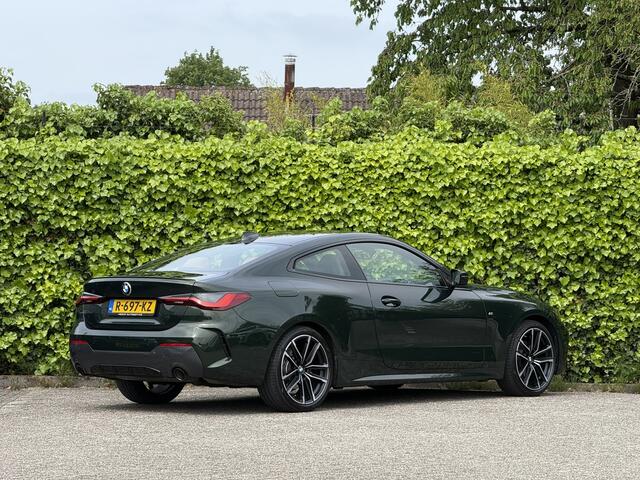 BMW 4-SERIE Coupé 420i | High Exe | M-Sport | 19'' | Stuur + Stoelverw. | Camera | HiFi | Comfort Access | M-Stoel.